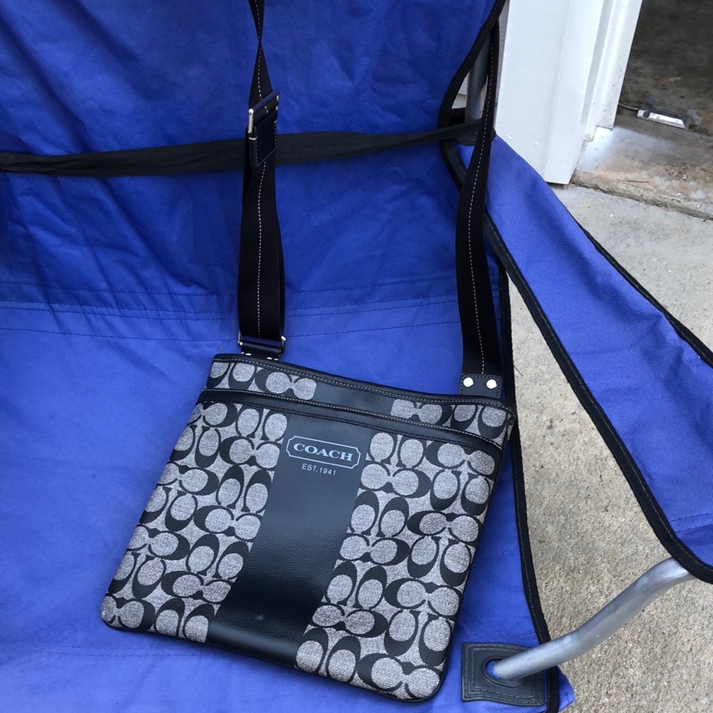 Coach crossbody messenger bag